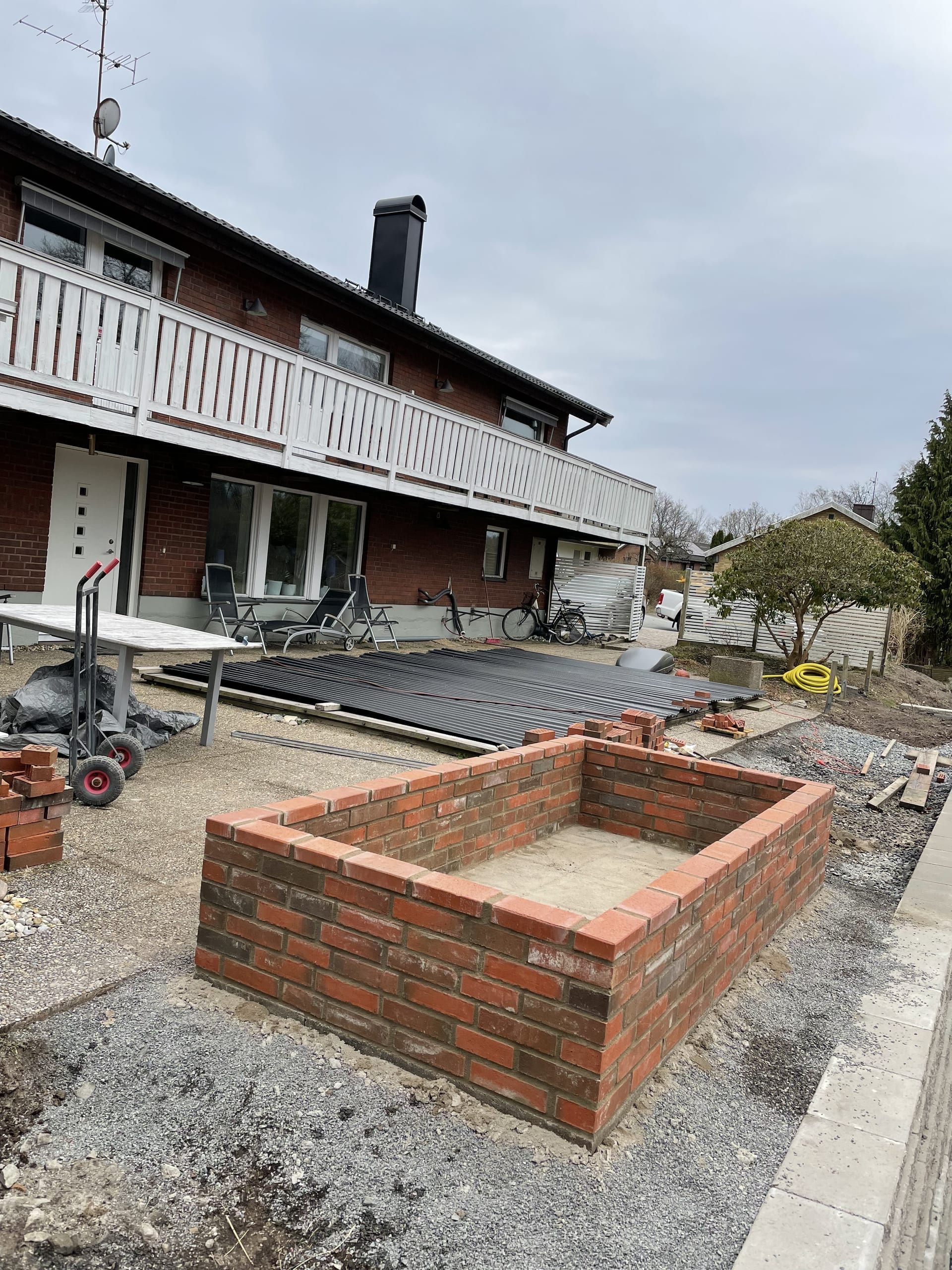 MURAD ODLINGSLÅDA KÅLLERED – Grönlund Mureri